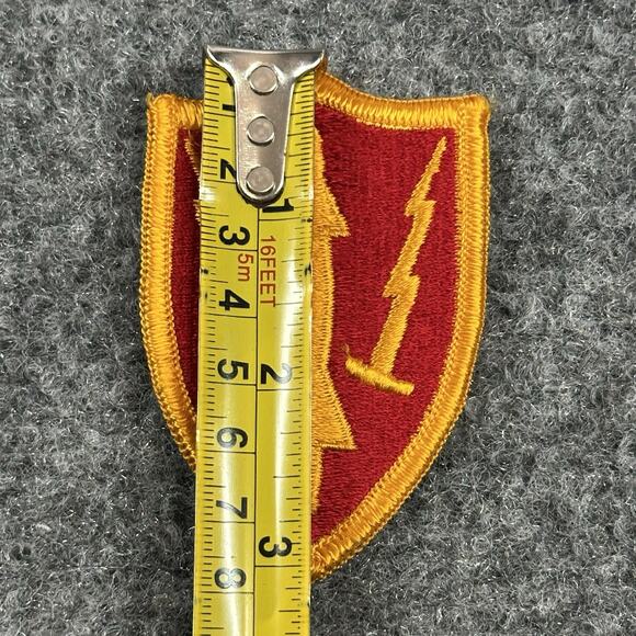 ORIGINAL 1950’s/60’s - US AIR DEFENSE COMMAND PATCH Subdued Edges 3” Shield Rare - Picture 3 of 3
